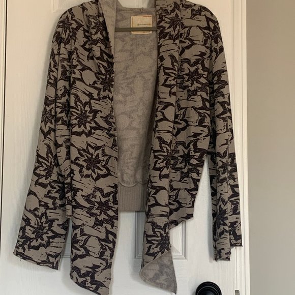 Fleece Sweater - Picture 2 of 4